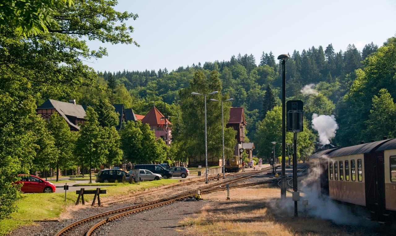 Hotel Habichtstein Alexisbad Buitenkant foto